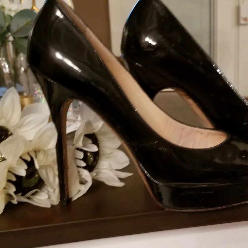 Jimmy Choo Black Patent Leather Platform Heels 9 - Picture 1 of 16